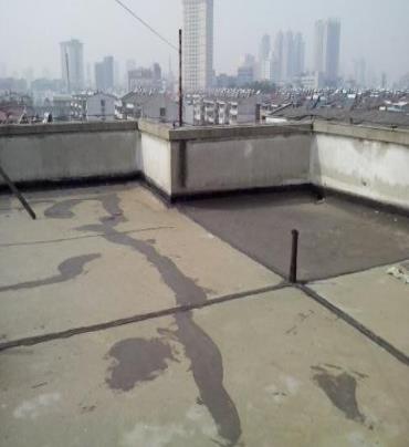 石狮漏水维修 楼顶漏水是什么原因，楼顶漏水维修方法是什么?